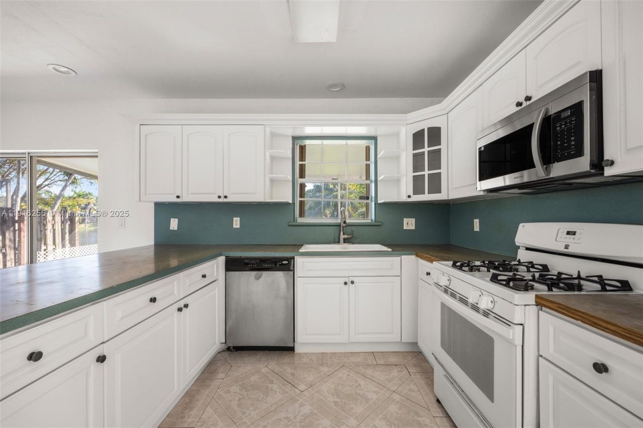 9162 SW 213th Ln, Cutler Bay, FL 33189 Photo