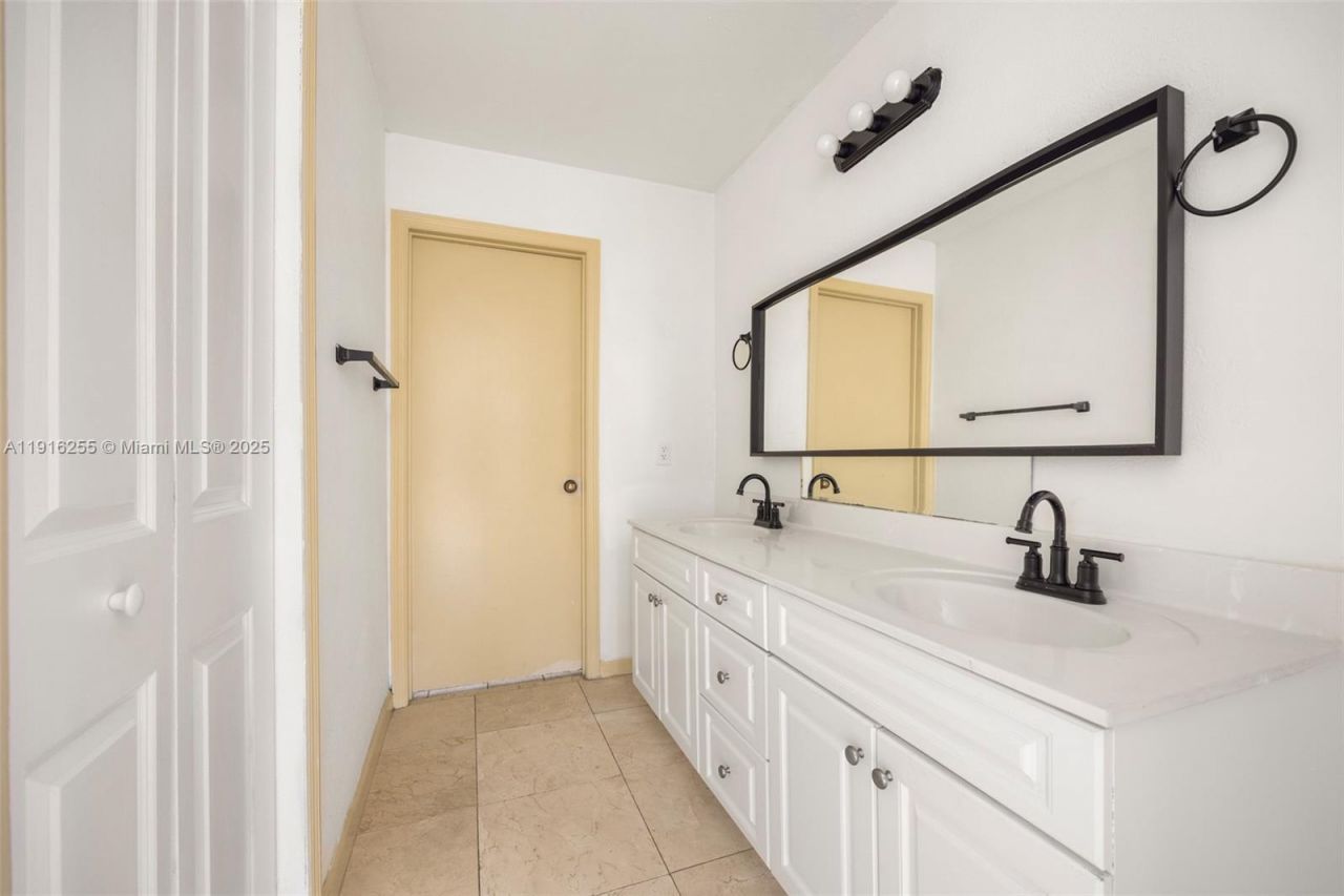 9162 SW 213th Ln, Cutler Bay, FL 33189 Photo