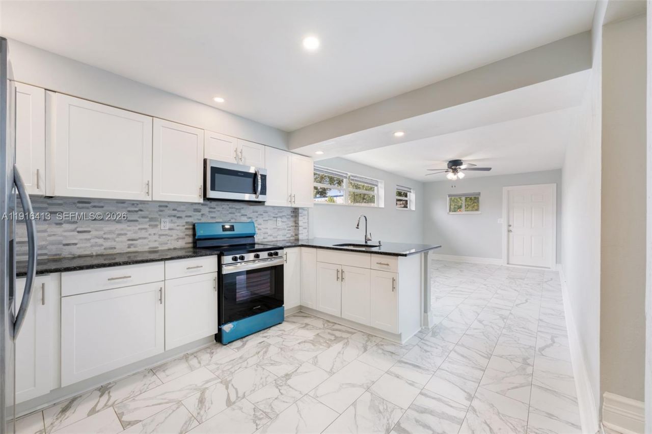 112 Milton St, Unit 112, Lantana, FL 33462 Photo