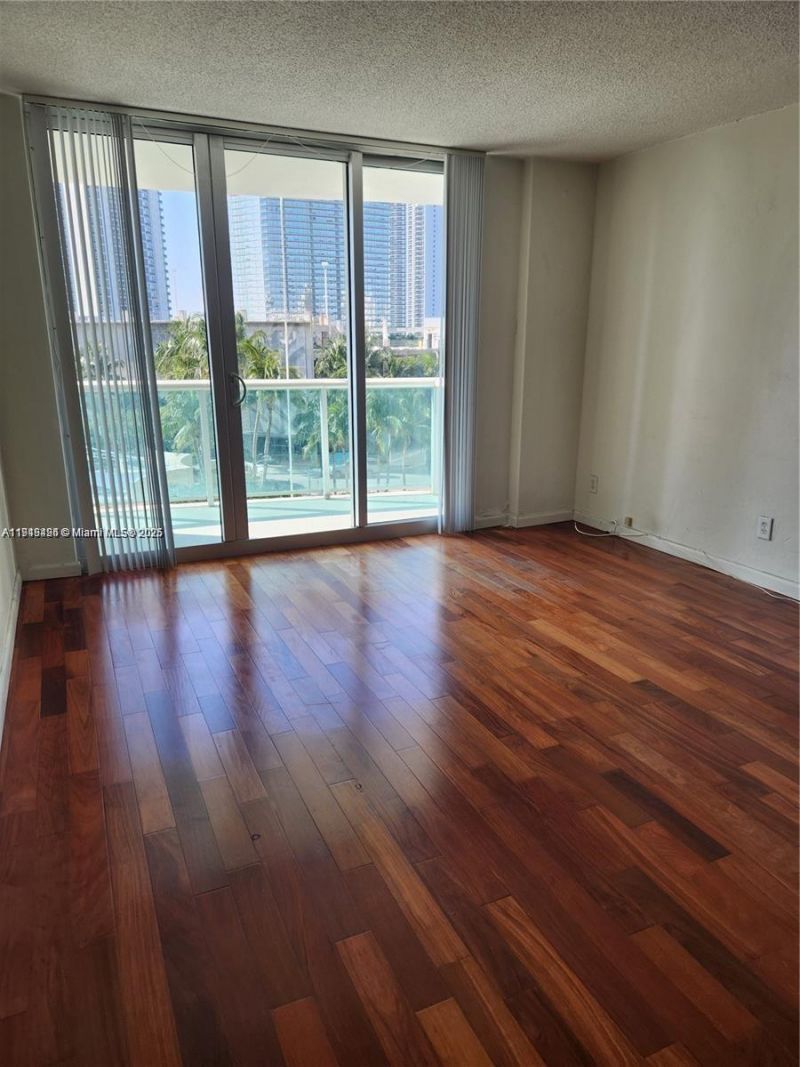 19370 Collins Ave, Unit 517, Sunny Isles Beach, FL 33160 Photo