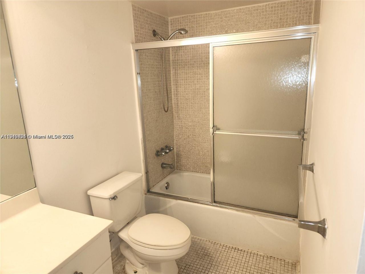 19370 Collins Ave, Unit 517, Sunny Isles Beach, FL 33160 Photo