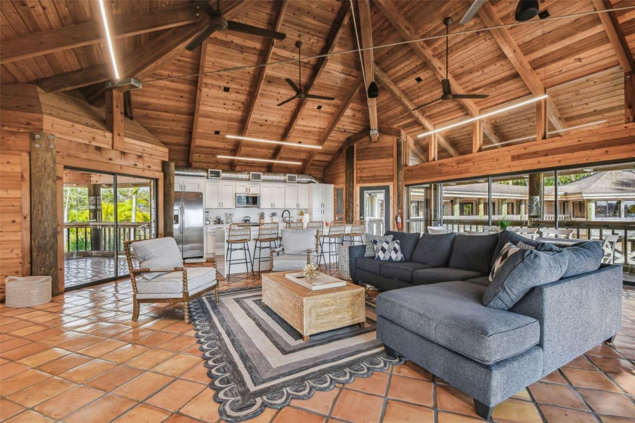 7147 La Lenaire Drive, Longboat Key, FL 34228 Photo