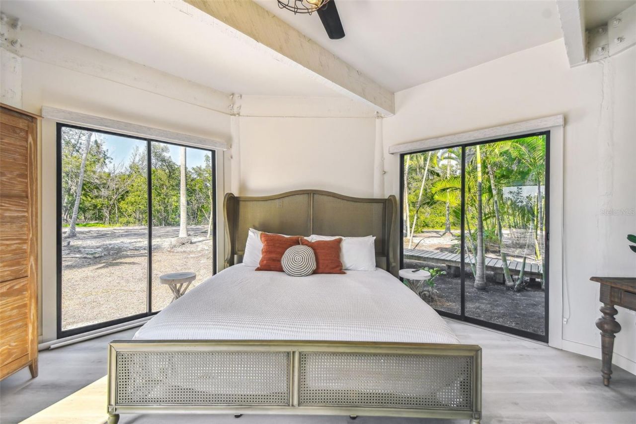 7147 La Lenaire Drive, Longboat Key, FL 34228 Photo