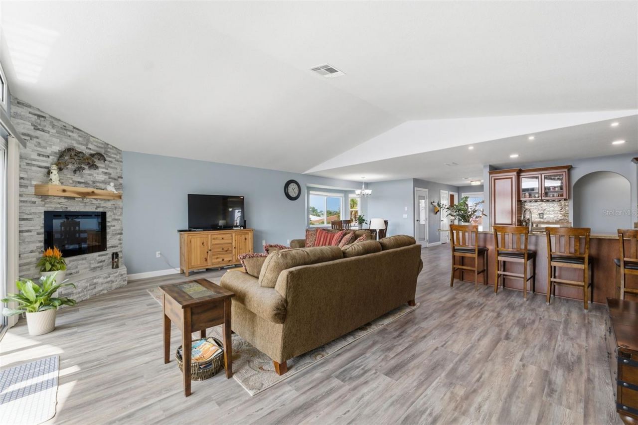 3210 Trident Terrace, New Port Richey, FL 34652 Photo