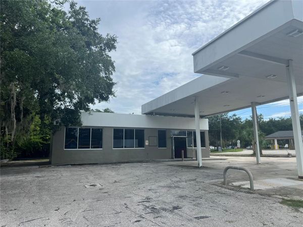 1327 E SILVER SPRINGS BOULEVARD, OCALA, FL 34470