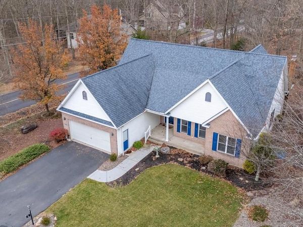 1 PINEWOOD CIRCLE, HAZLETON, PA 18202