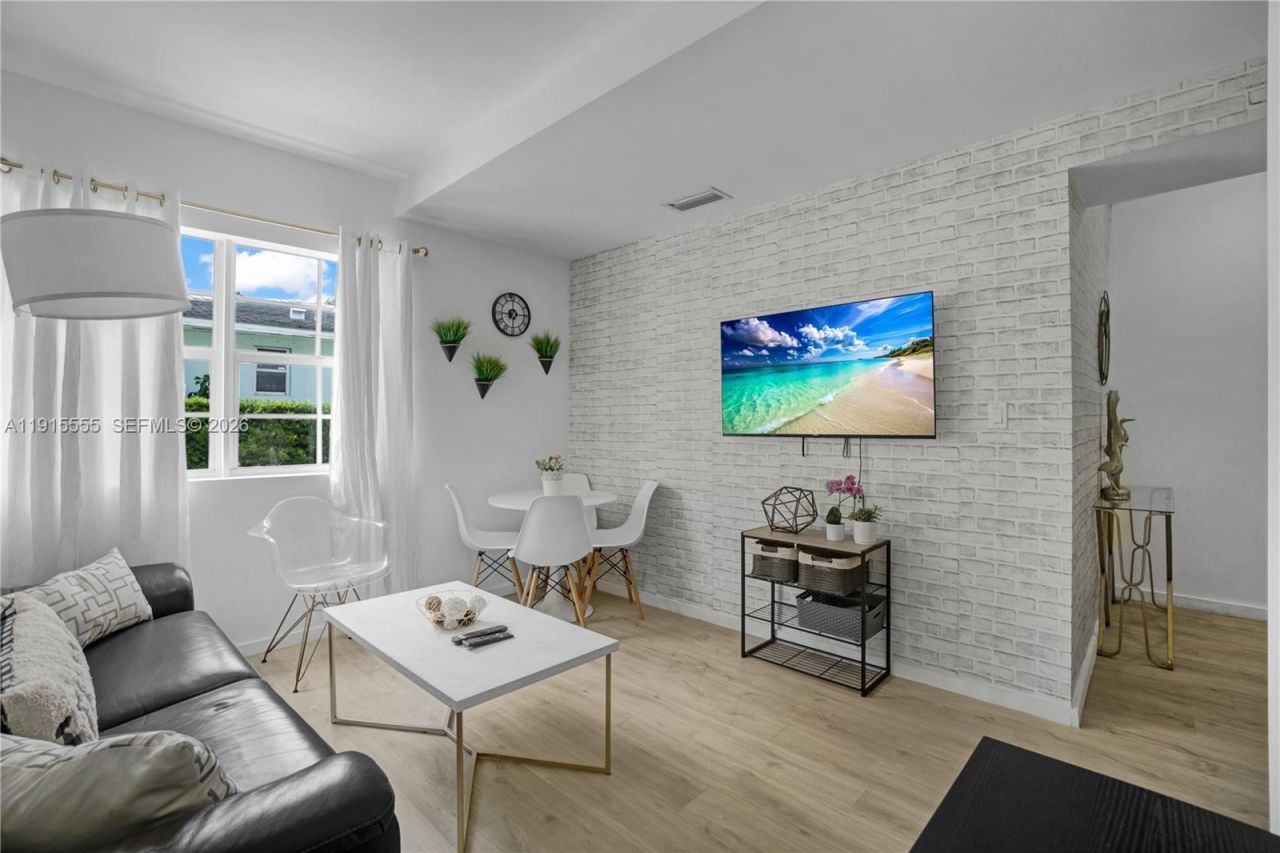 810 7th St, Unit 107, Miami Beach, FL 33139 Photo