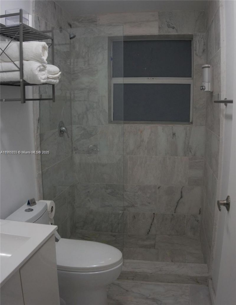 810 7th St, Unit 107, Miami Beach, FL 33139 Photo