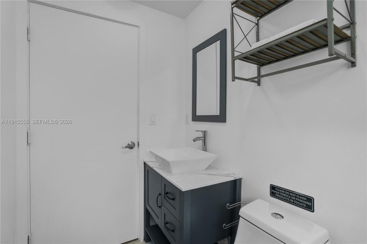 810 7th St, Unit 107, Miami Beach, FL 33139 Photo
