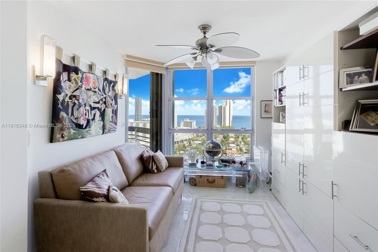 19101 NE 36th Ct, Unit 2611, Aventura, FL 33180 Photo