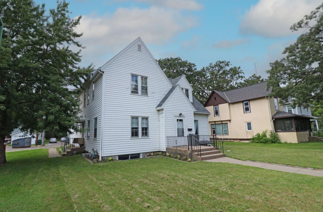 815 5th Avenue S Saint Cloud, MN 56301