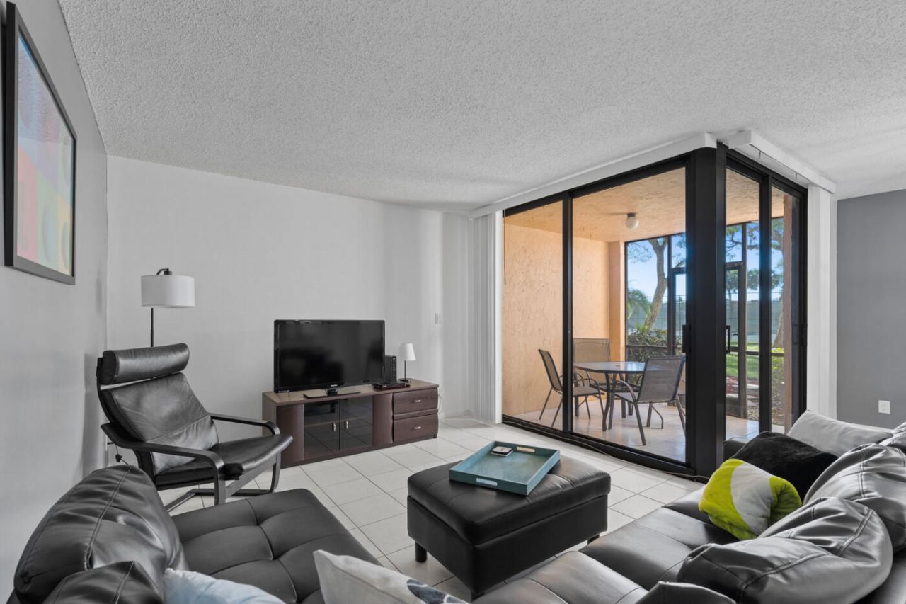 500 Egret Circle, Unit 8109, Delray Beach, FL 33444 Photo