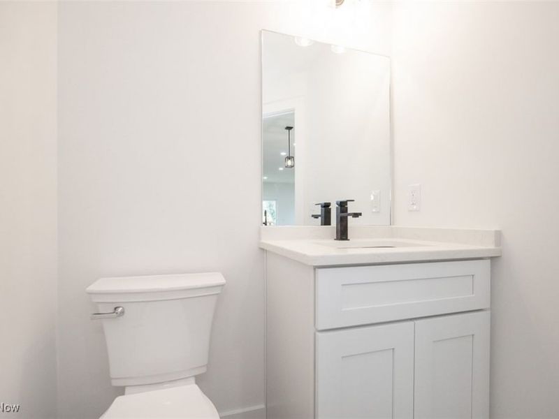 1053 Peach Boulevard, Willoughby, OH 44094 Photo 11