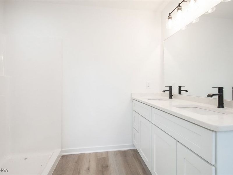 1053 Peach Boulevard, Willoughby, OH 44094 Photo 16