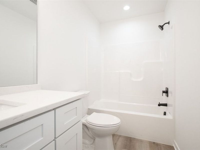 1053 Peach Boulevard, Willoughby, OH 44094 Photo 20