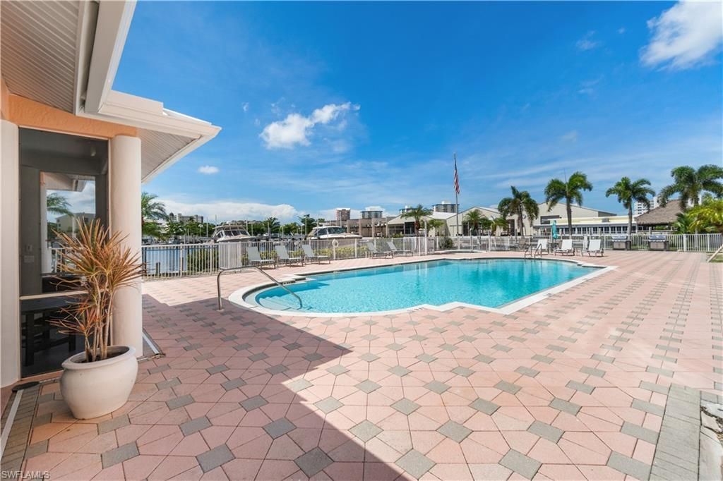 150 Lenell Rd, Unit 304, Fort Myers Beach, FL 33931 Photo