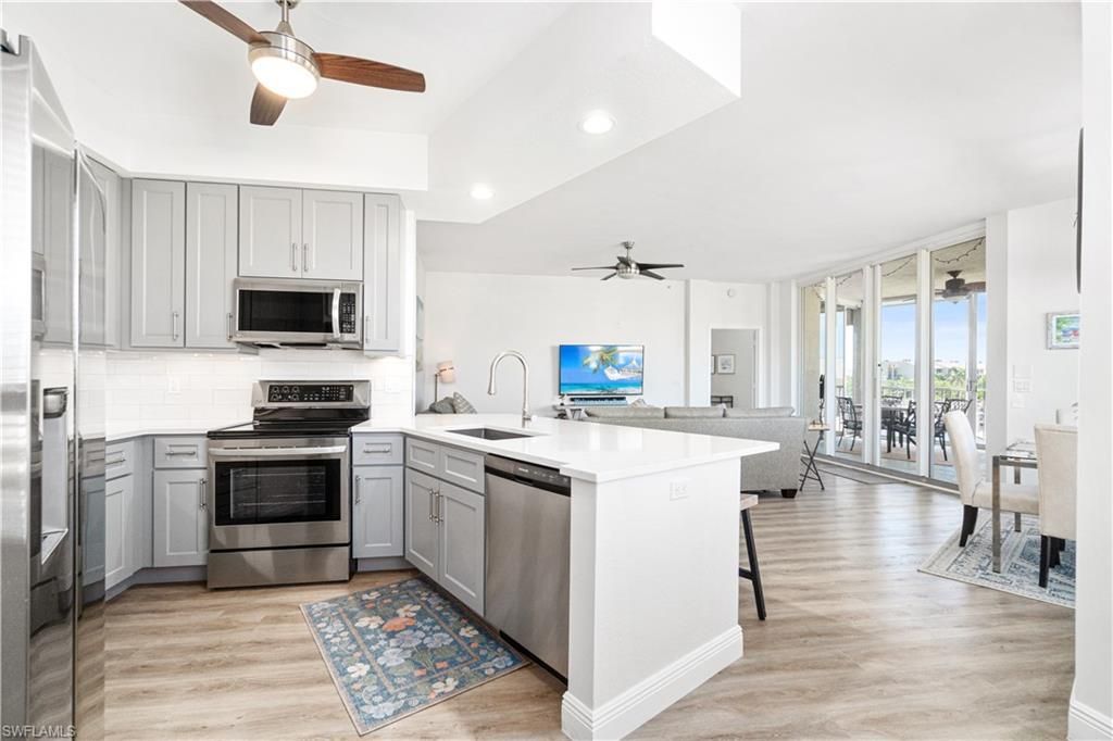 150 Lenell Rd, Unit 304, Fort Myers Beach, FL 33931 Photo