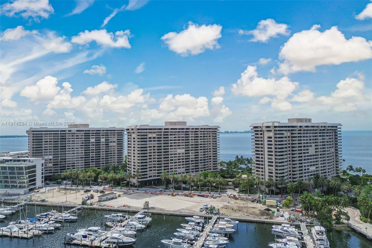 2 Grove Isle Dr, Unit B1507, Miami, FL 33133 Photo