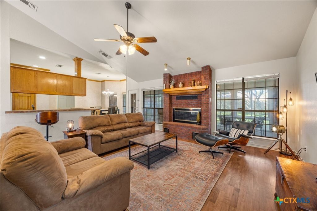 1904 Jaguar Circle, Harker Heights, TX 76548 Main Photo