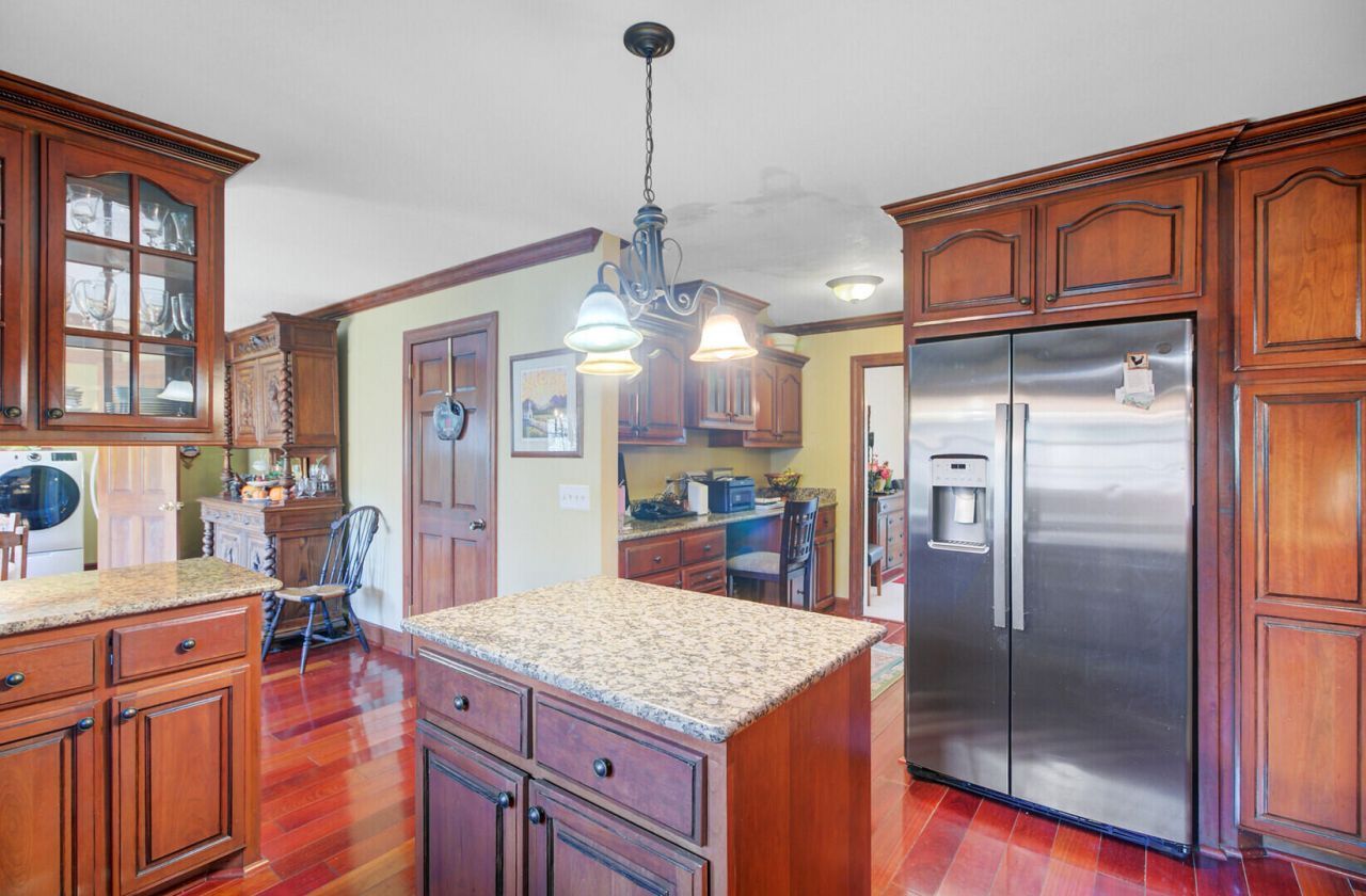 672 Ayers Drive Photo 15