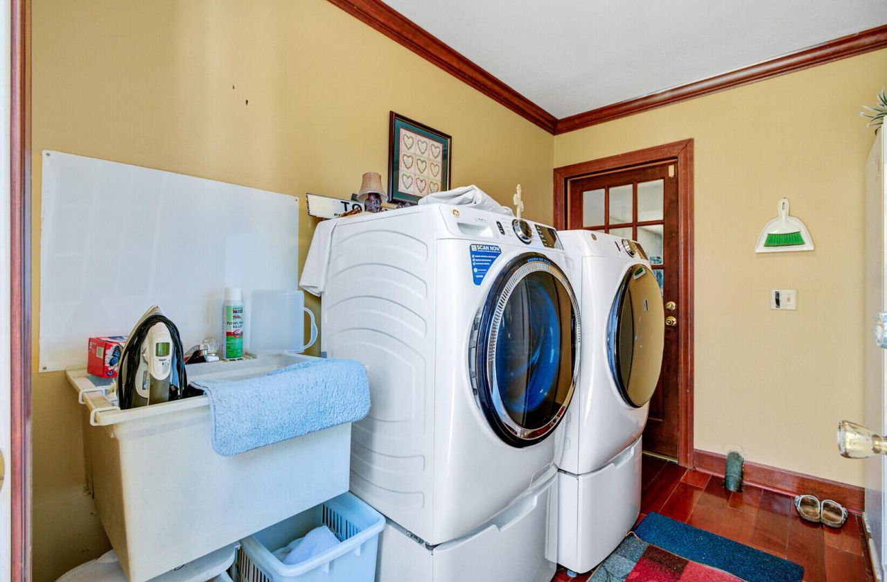 672 Ayers Drive Photo 19