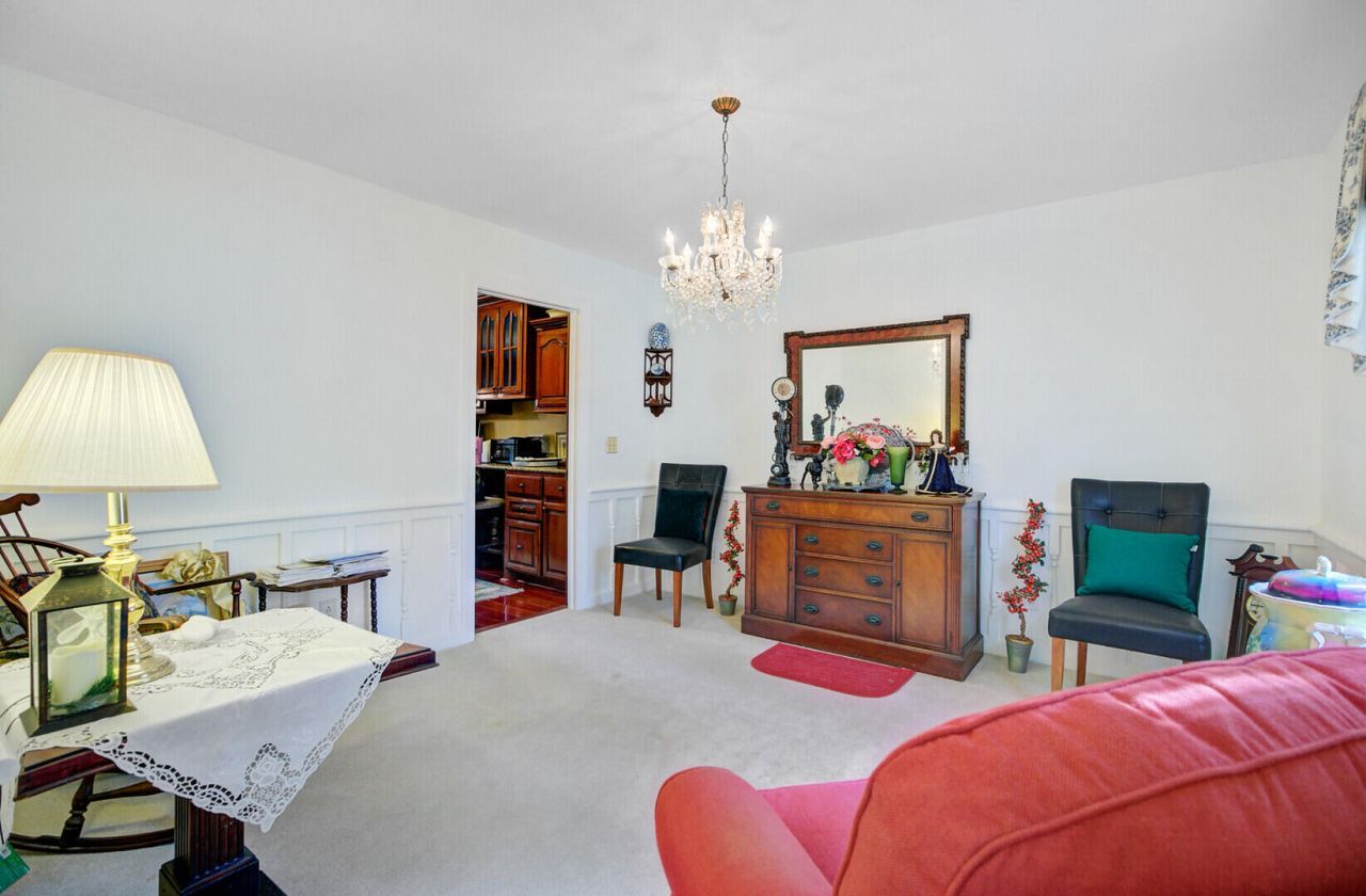 672 Ayers Drive Photo 9