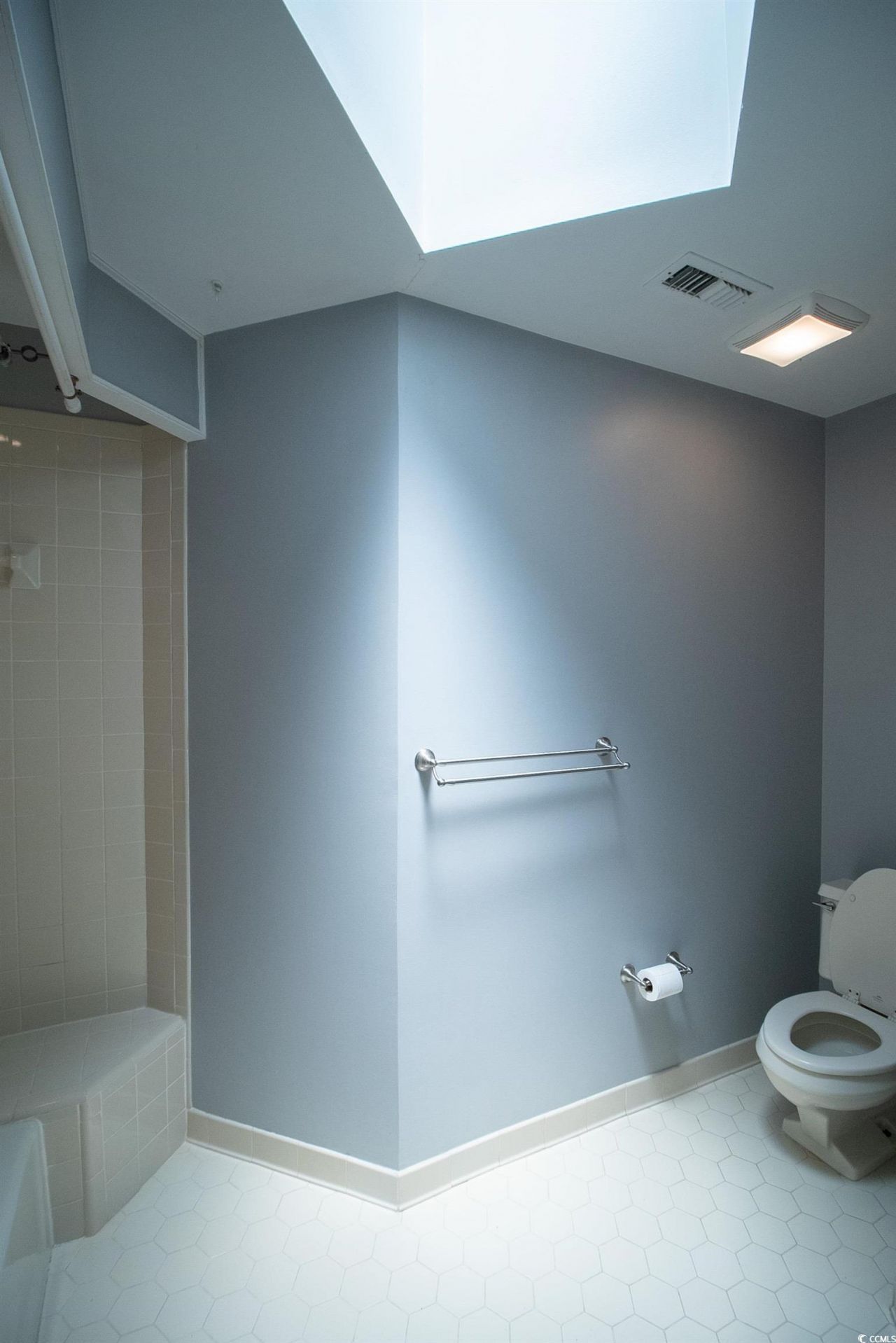 958 Oakwood Ln. Photo 16