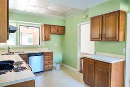 958 Oakwood Ln. photo 4