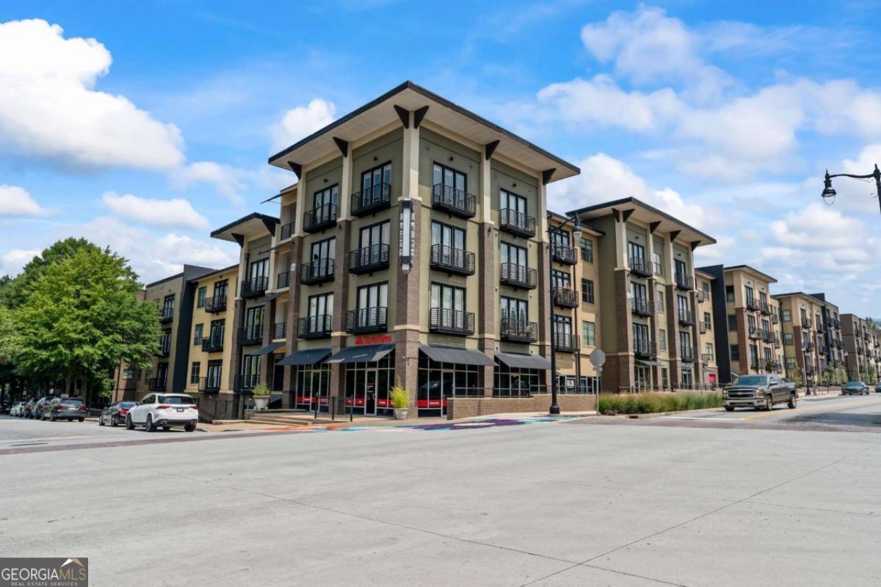 5300 Peachtree Road, Unit 3308, Atlanta, GA 30341 Main Photo