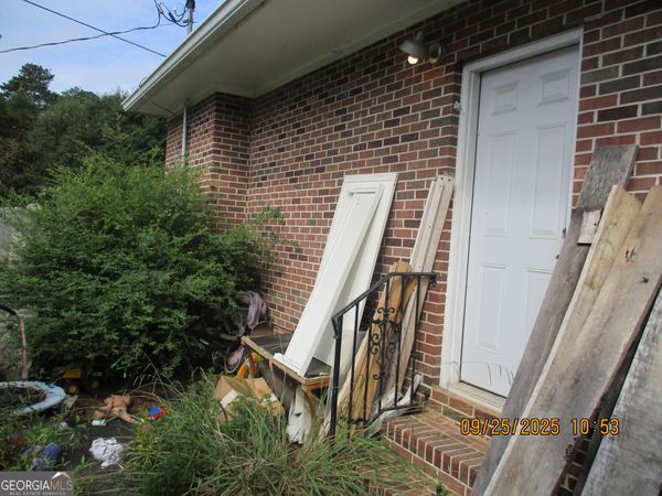 9182 SW Flat Shoals Rd. No Street Suffix, Covington, GA 30014
