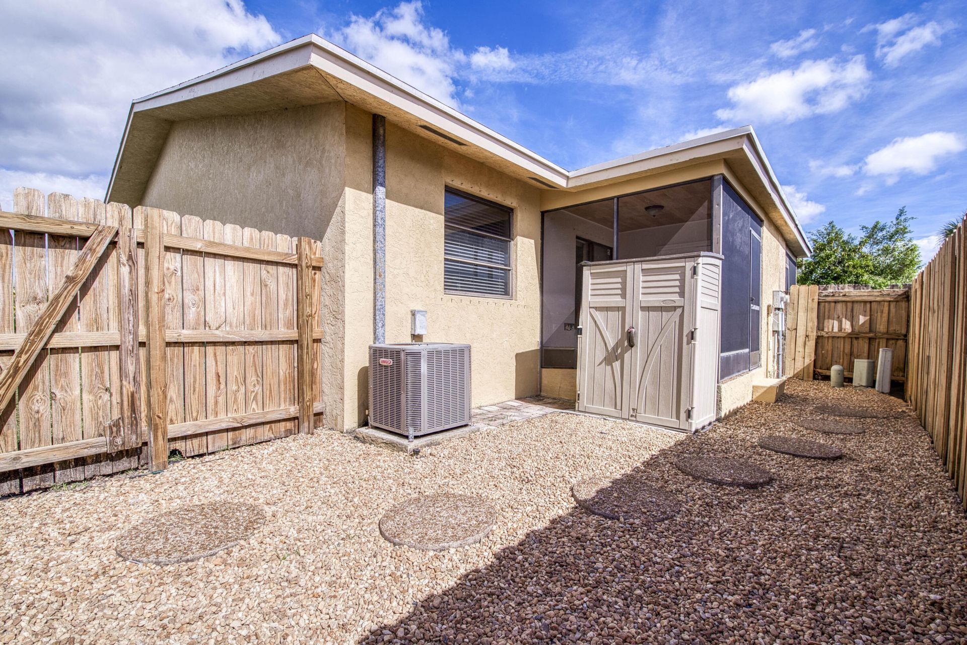 1713 Barton Court, Lake Worth Beach, FL 33460 Photo