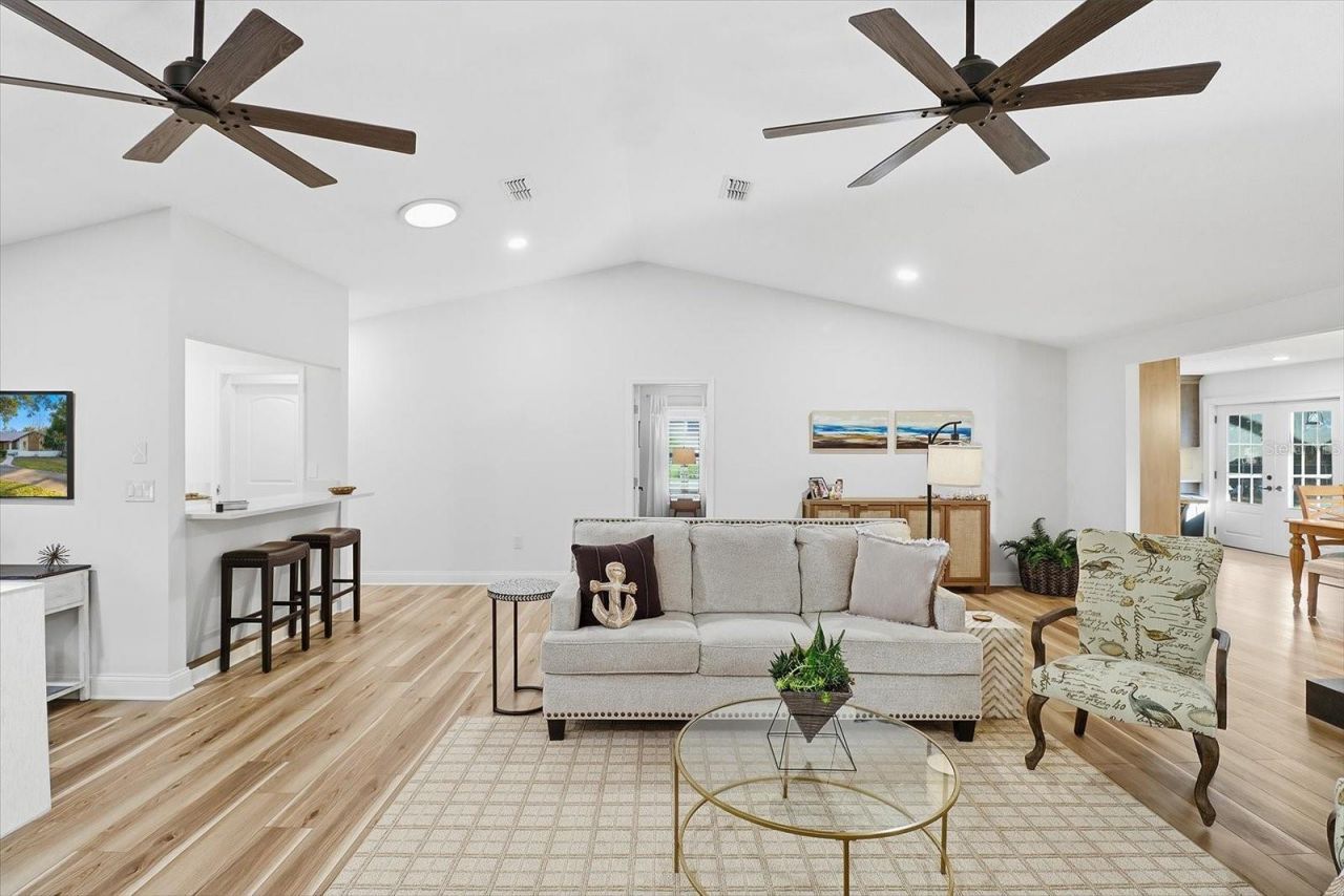 11806 W Riverhaven Drive, Homosassa, FL 34448 Photo