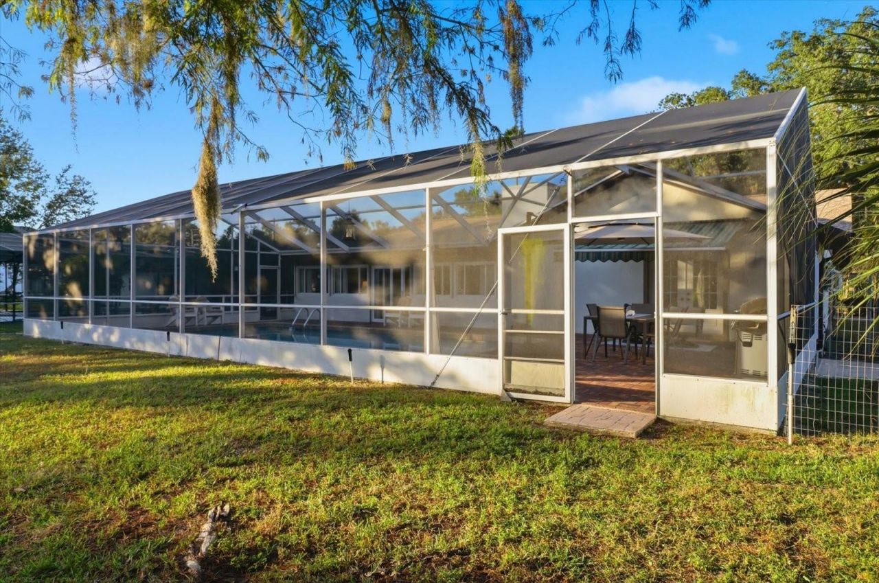 11806 W Riverhaven Drive, Homosassa, FL 34448 Photo