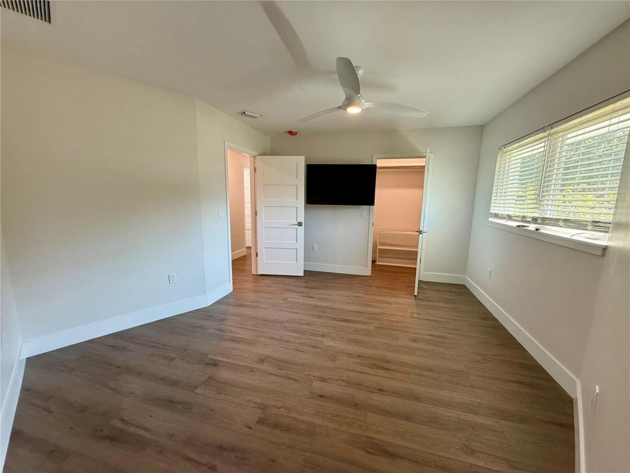 3231 E Forest Lake Drive, Sarasota, FL 34232 Photo