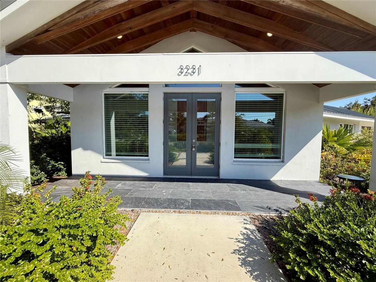 3231 E Forest Lake Drive, Sarasota, FL 34232 Photo