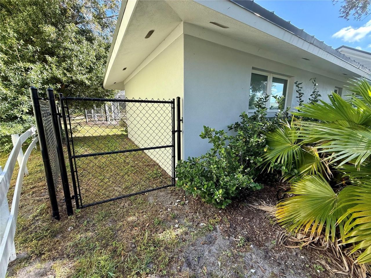 3231 E Forest Lake Drive, Sarasota, FL 34232 Photo