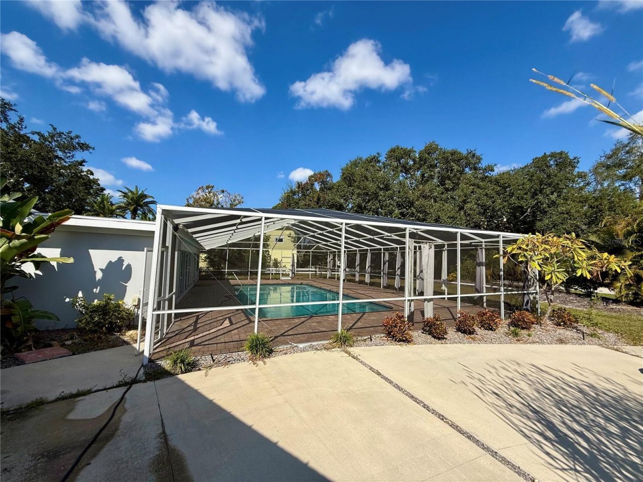 3231 E Forest Lake Drive, Sarasota, FL 34232 Photo