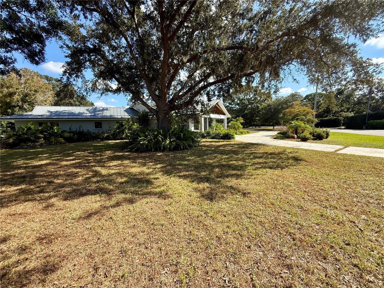 3231 E Forest Lake Drive, Sarasota, FL 34232 Photo