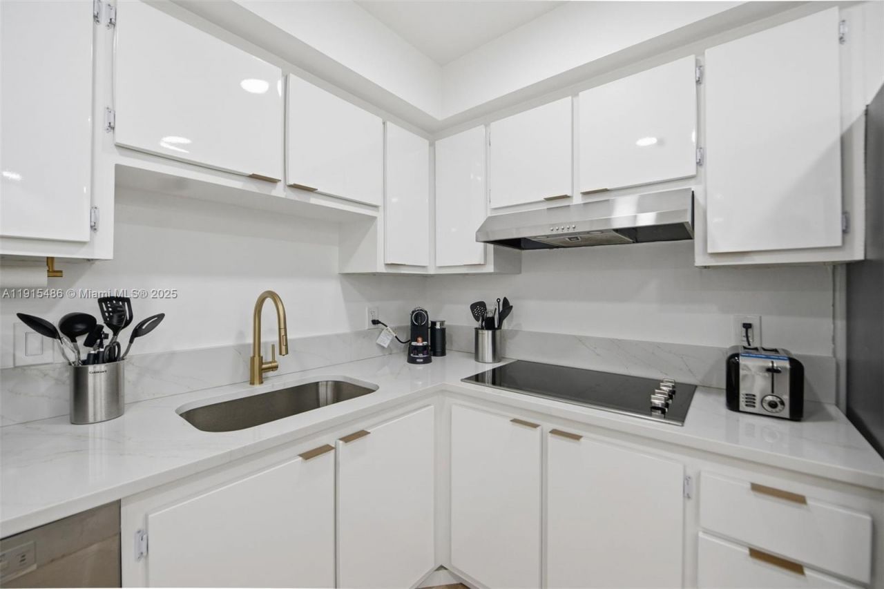 3546 S Ocean Blvd, Unit 617, South Palm Beach, FL 33480 Photo