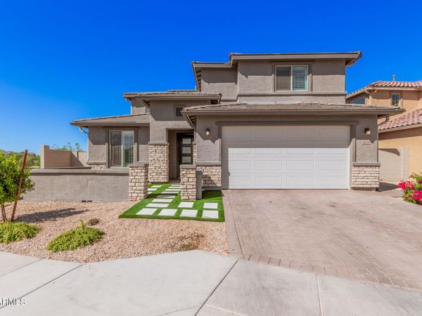 5654 N 88th Lane, Glendale, AZ 85305