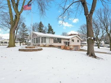 303 3rd Avenue SW, Medford, MN 55049