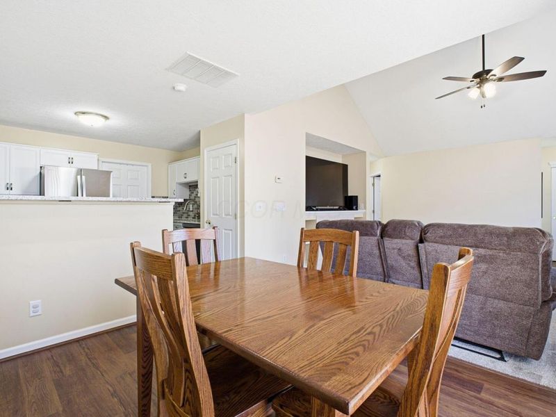 7845 Meadowlark Lane S, Reynoldsburg, OH 43068 Photo 17