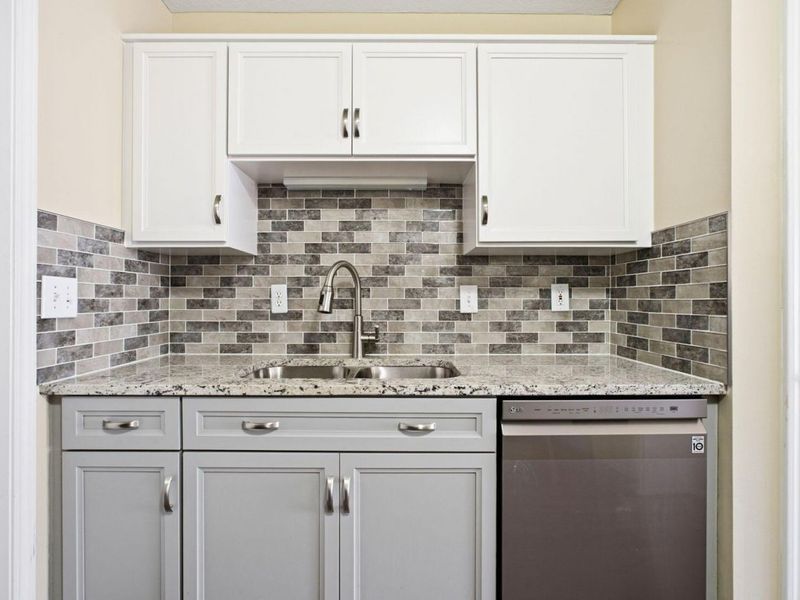 7845 Meadowlark Lane S, Reynoldsburg, OH 43068 Photo 25