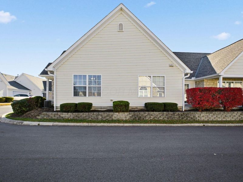 7845 Meadowlark Lane S, Reynoldsburg, OH 43068 Photo 6