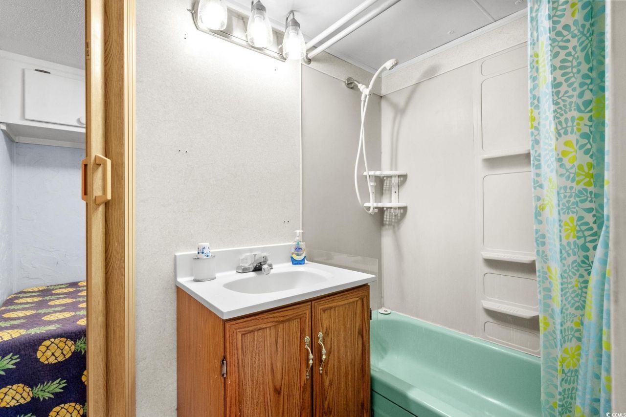 6001 V17 South Kings Hwy. Photo 25