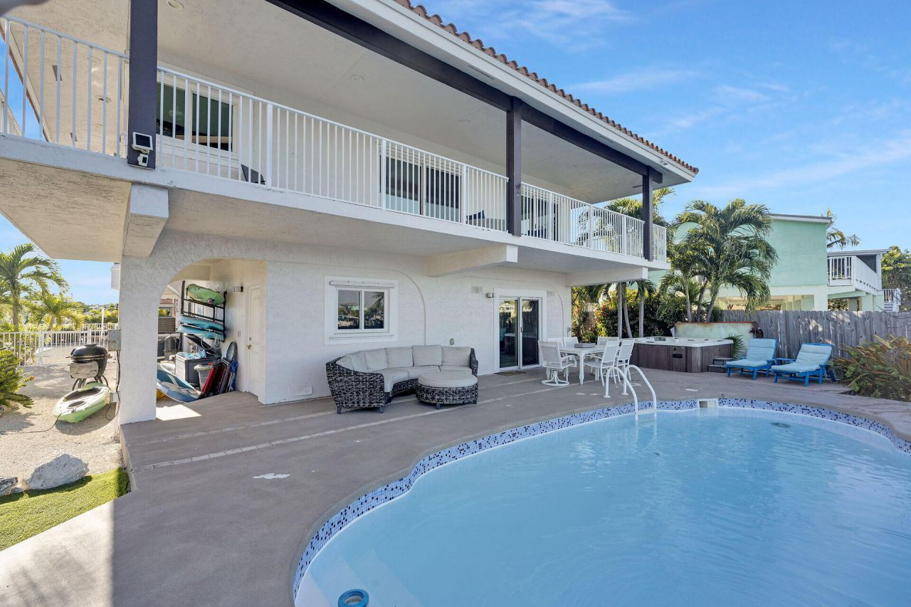 123 W Bruce Court, Marathon, FL 33050 Photo