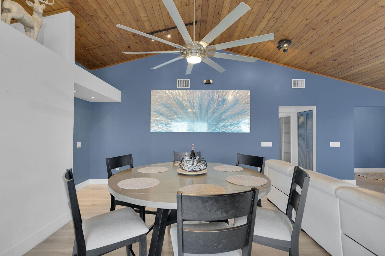 123 W Bruce Court, Marathon, FL 33050 Photo