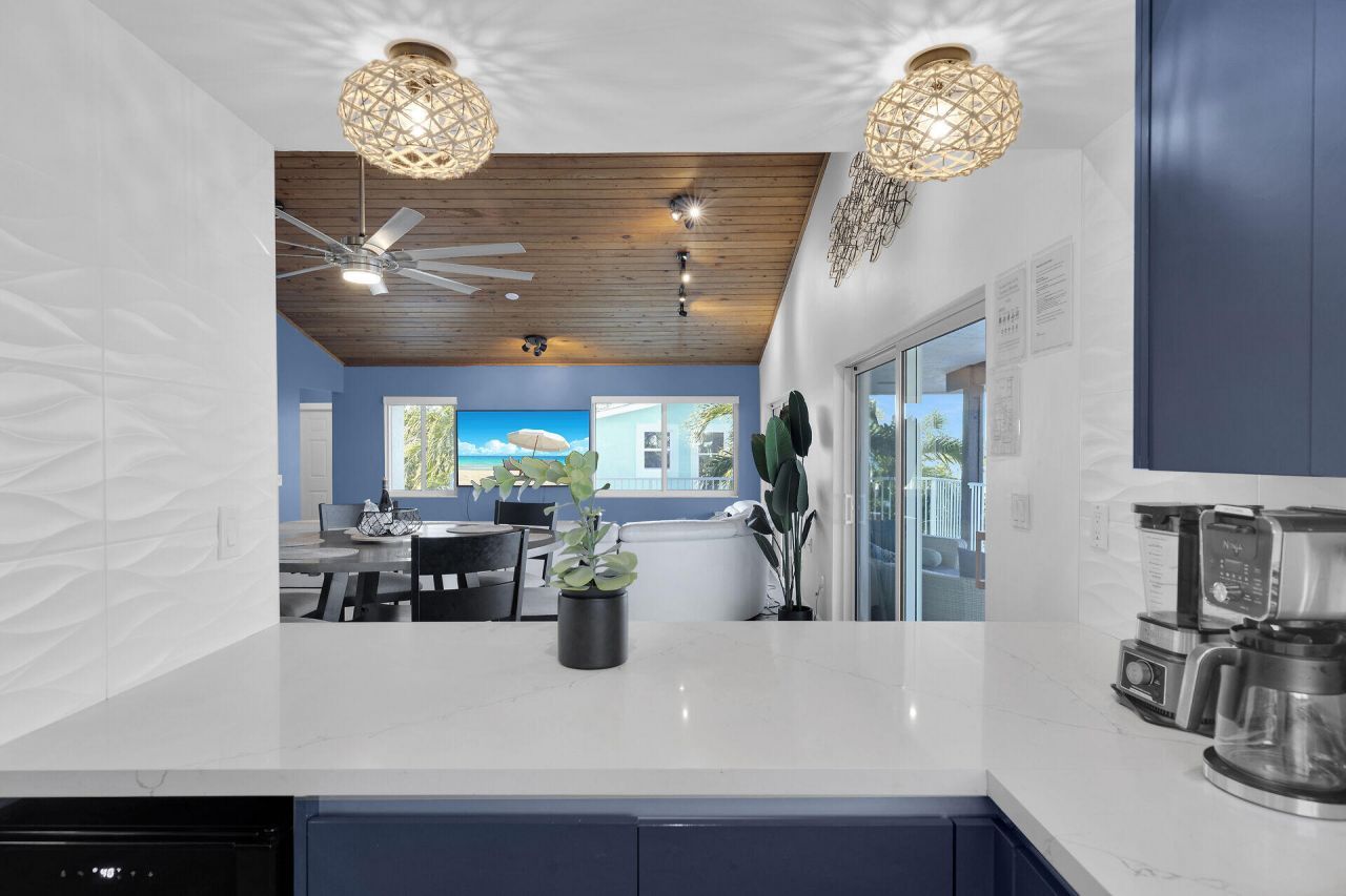 123 W Bruce Court, Marathon, FL 33050 Photo