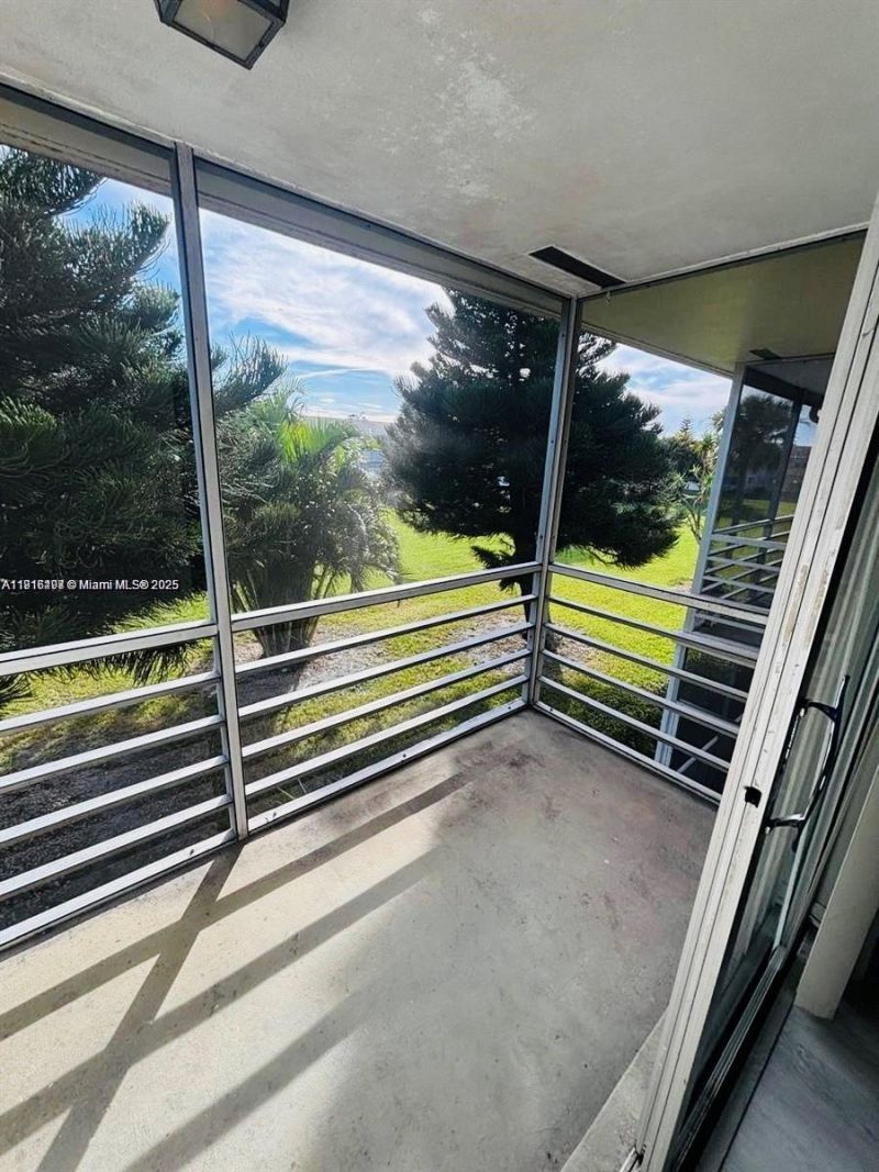 119 Salisbury, Unit E, West Palm Beach, FL 33417 Photo