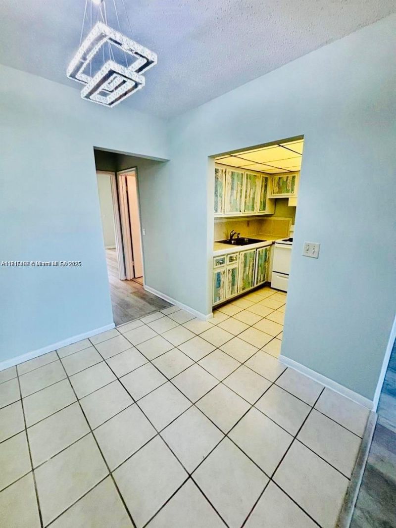 119 Salisbury, Unit E, West Palm Beach, FL 33417 Photo